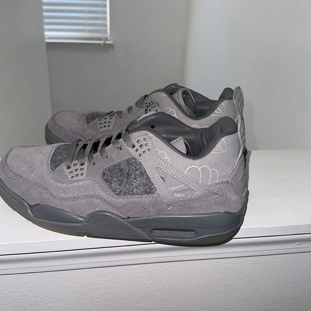 kaws 4